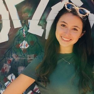 Meet your Posher, Maddie